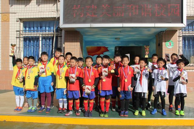 考辛斯回忆勇士：KD与库里的比赛轻松无比